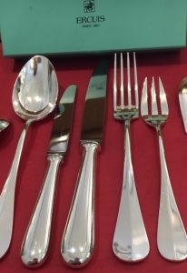 Ménagère Ercuis modèle Baguette 102 pièces métal argenté 