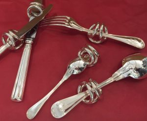 Ménagère Christofle, modèle Filet et porte-menu, Vertigo, Andrée Putman