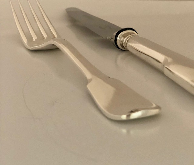 (Français) Opportunité : ménagère de 154 pièces, Boulenger, modèle vieux paris !