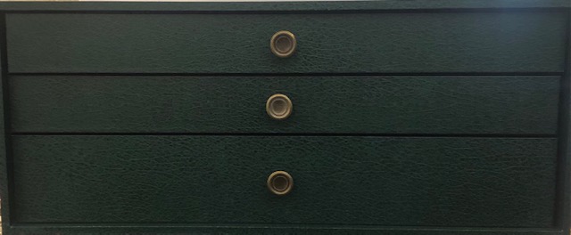 Ménagère Ravinet d'Enfert dans coffre antioxydant Argenterie d'Antan