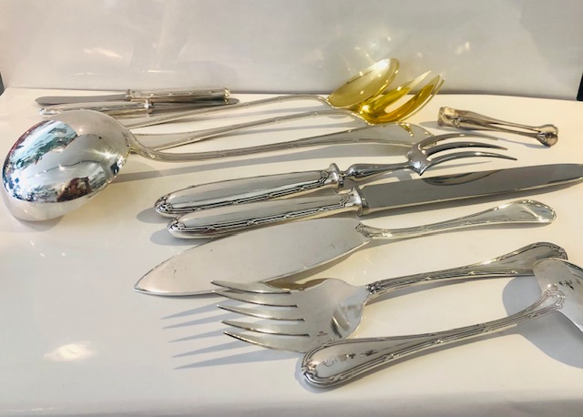 (Français) Ménagère d’exception, Christofle, Rubans !