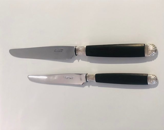 (Français) 12 grands et 12 petits couteaux, manches en ébène !