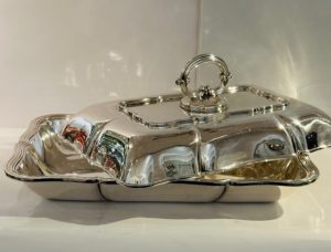 Légumier double en argent 