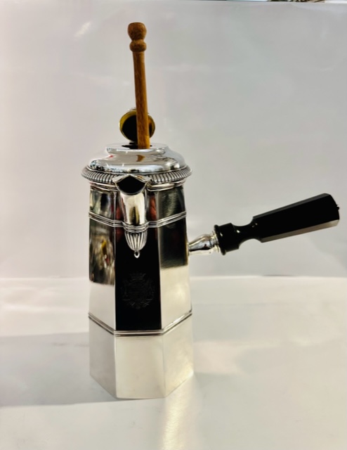 (Français) Chocolatière en argent massif à saisir vite !